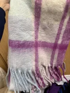 ウール混紡 チェック柄マフラー グラデーションピンク