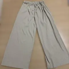 ワイドパンツ
