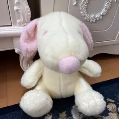 アミューズメント　スヌーピー　イエローピンク　ぬいぐるみ
