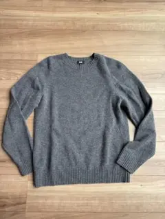 ユニクロ　ラムクルーネックセーター グレー　M