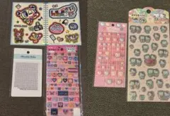 セリア　エンジェルブルー　サンリオ　キティ　タイルシール　ぷくっとシール