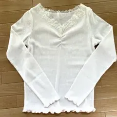 美品RETRO GIRLレースカットソー