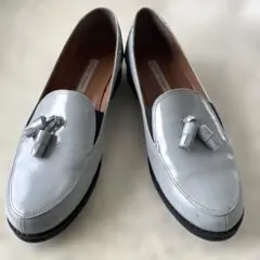 値下げしました新品未使用！atelier brugge 黒白コンビローファー 