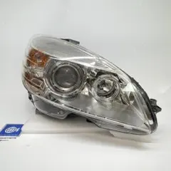メルセデスベンツ W204 Cクラス 純正 ＨＩＤ キセノン 右 ヘッドライトのサムネイル