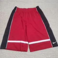 【美品】NIKE　バスケパンツ　ジュニアMサイズ　赤黒　ブルズ風カラー　刺繍ロゴ