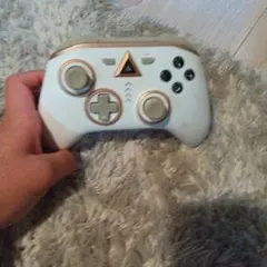 Nintendo コントローラー ホワイト ゴールド