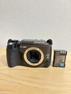 OLYMPUS E-300 Digital SLR Camera Body