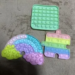 プッシュポップバブル 知育玩具 ストレス解消