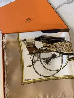 HERMES エルメス カレ90 QUADRIGE 馬柄 シルクスカーフ - メルカリ