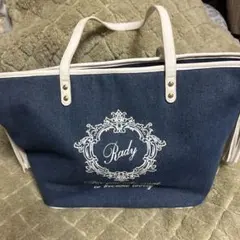 Item thumbnail for item 8aab1d5e-d6f9-4fcc-8eb1-3322fc675ab8