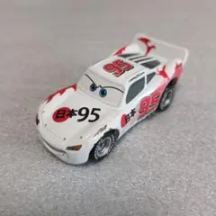 【美品】カーズトミカ ライトニングマックイーン シュウトドロキペイント