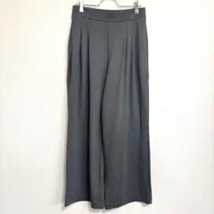 ユニクロ　UNIQLO タックワイドパンツ　ウエストゴム　ストレッチ　グレー　M