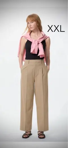 タグ付きユニクロタックワイドパンツ　ベージュ XXLサイズ