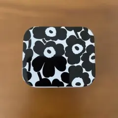 マリメッコ　marimekko 缶　非売品