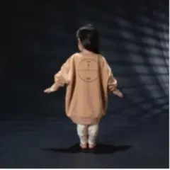 arkakama アルカカマ　トレーナー　スウェット　ROUND