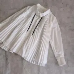 ら*ら様 sacai プリーツブラウスのサムネイル