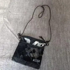 2026年最新】UVERWORLD グッズ ポーチの人気アイテム - メルカリ