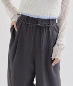 【8/31までの出品】mystic Wベルトパンツ チャコールグレー