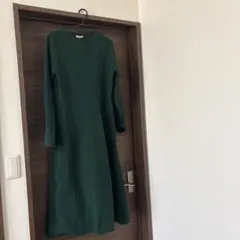 グリーン ロングワンピース 長袖 ポリエステル100%