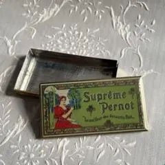【フランスアンティーク】Pernot ビスケット缶 アールヌーヴォー 赤いドレス