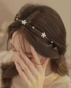 エレガントな花モチーフヘアカチューシャ　結婚式　パーティー　卒業式