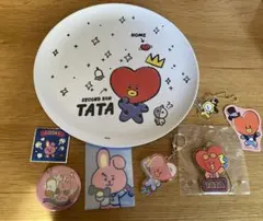 BT21 グッズ　TATA、CHIMMY、COOKY (＋TinyTAN V)
