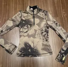 DIESEL花柄ハイネック長袖トップス