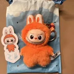 ポップマート　イニシャル　ぬいぐるみペンダント　ラブブ　Z