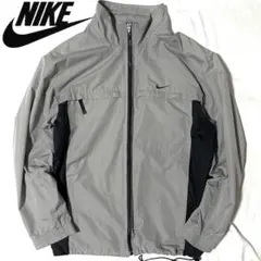 ナイキ ナイロンジャケット グレー L ソロスウォッシュ 刺繍ロゴ グレーロゴ