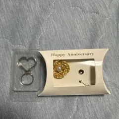 ハート型ビーズ付きキーホルダー