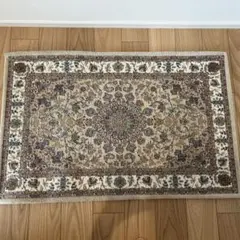 スリーコインズ　ラグ