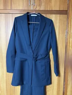 ICB オリーブグリーンベルト付きパンツスーツ上下