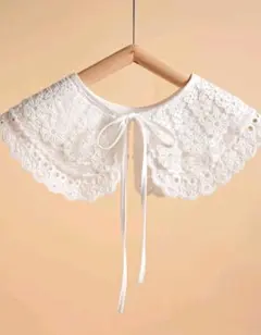 【匿名配送】レース　刺繍　3重　付け襟　つけ襟　ナチュラル