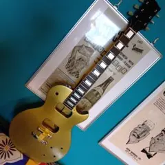 し*げ様 ゴールド エレキギター ！ジャンク…のサムネイル