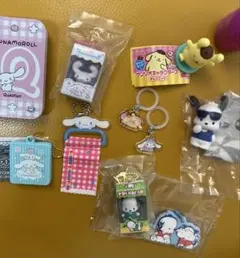 サンリオ人気の３大犬ガチャ＆お菓子のおまけ10個セット♪シークレットも⭐︎