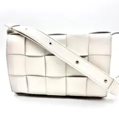 ボッテガヴェネタ　マキシイントレチャート　カセット　ショルダーバッグ