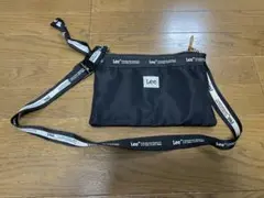 Lee 黒 サコッシュ