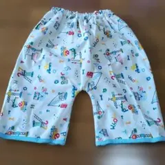 トレーニングパンツ