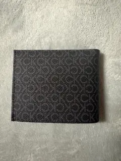 Calvin Kleinの財布のサムネイル