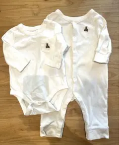 GAP ボディスーツ・ロンパース　2枚セット（ホワイト＆オフホワイト）
