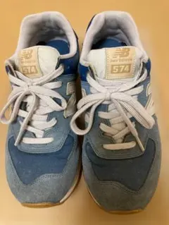 New Balance 574 ブルー スニーカー(箱無し) New Balance 574 ブルー スニーカー(箱無し)23.5 - メルカリ
