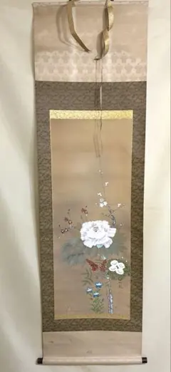 美品 掛け軸 玉泉作 四季花図 共箱 牡丹 おもてなし - メルカリ