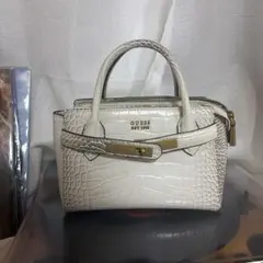 GUESS EST 1981 クロコ型押し ハンドバッグのサムネイル