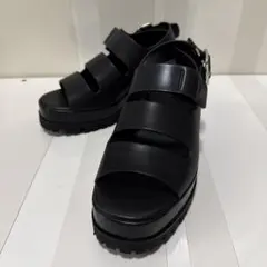 新品未使用✴︎SLYスライ厚底ブラックストラップサンダル