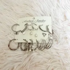 シルバー色ピアスセット　9個