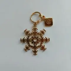 シャネル 2024年ホリデー限定チャーム　スノーフレーク チャーム　雪の結晶