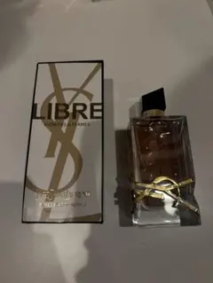 リブレ オーデパルファム ベリークラッシュ30mL・ノベルティポーチ