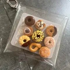 ミニチュアスイーツ詰め　❶