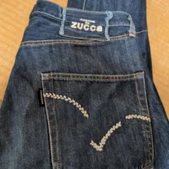 CABANE de ZUCCa ストレートデニムパンツ 刺繍入りのサムネイル