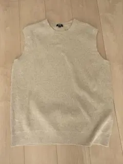 UNIQLO ベージュ ニットベスト Mサイズ